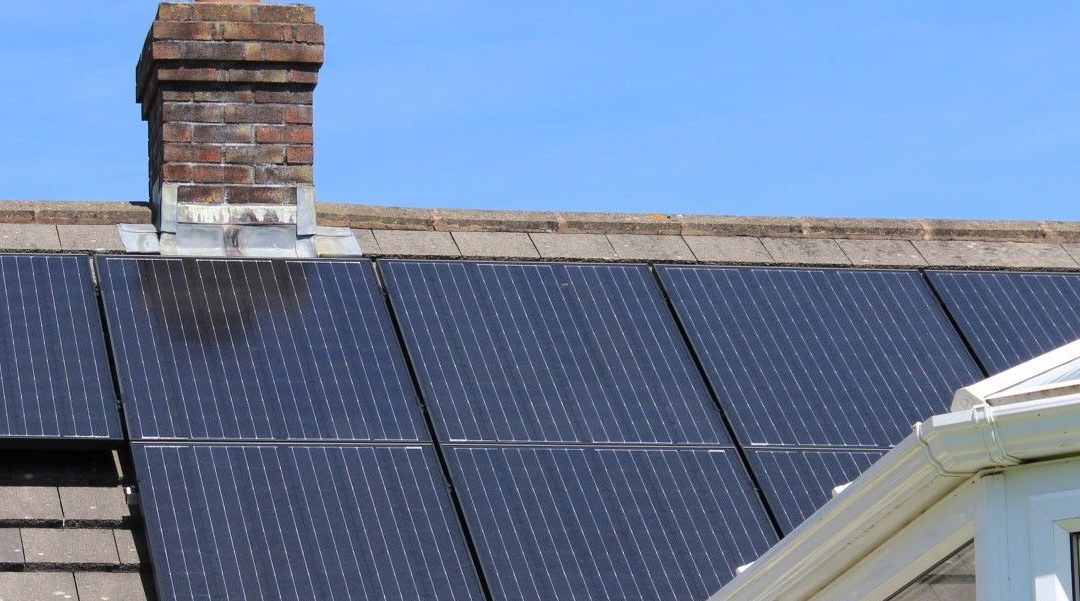 Up to 10 Panels / 4.1kWp Solar Panel System with a Duracell 10kWh Battery